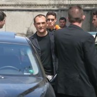 Васил Божков и охраната му след разпита