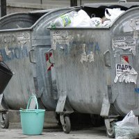 Контейнер за смет