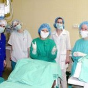 Лекарски екип пред операция