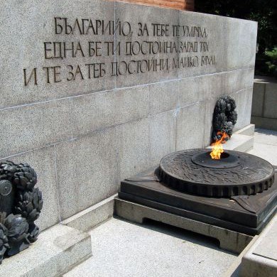 Паметникът на Незнайния воин