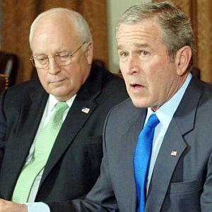 Буш и вицепрезидентът Чейни се опитват да убедят американците в новата си стратегия за Ирак