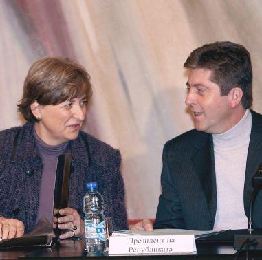 Елка Добрева и Георги Първанов на дискусия на тема “4 февруари – десет години по-късно”, организирана от Фондация “Николай Добрев”