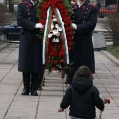 3 март - венци за признание