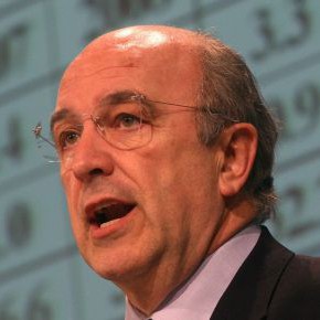 Йоакин Алмуния, еврокомира по данъчната политика