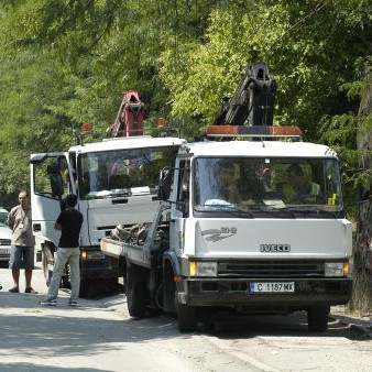 Акция по разчистването на паркирали автомобили в Борисовата градина
