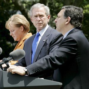 Меркел, Буш и Барозу на пресконференция след Срещата на върха