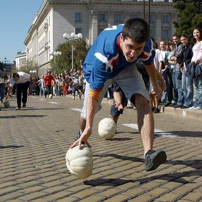 Нестандартният протест на учените  Да отъркаляме безпросветността