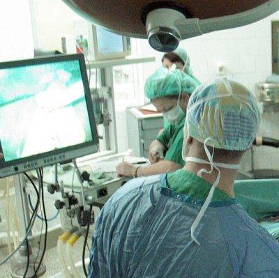 Безкръвна операция във Военноморска болница Варна