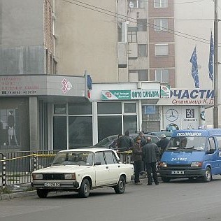 Втори оглед на мястото на убийството в жк Дружба