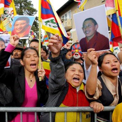 Протести в Цюрих в защита на Тибет