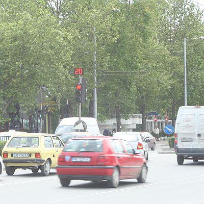 Светофарите в Пловдив нощем ще мигат на жълто