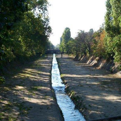 Перловска река в София