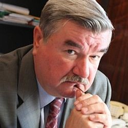 Юрий Исаков