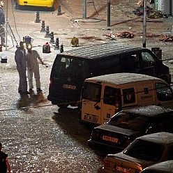 16 убити и над 150 ранени при две експлозии в Истанбул