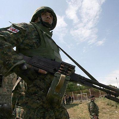 Грузински войник в зоната на конфликта с Южна Осетия
