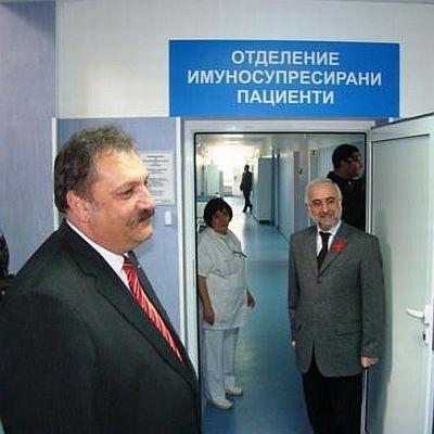 Министър Евгений Желев откри обновени отделения в Инфекциозна болница-София