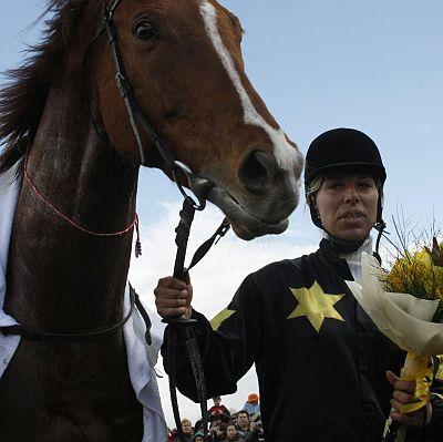 Радослава Петрова и нейния кон Холдниг спечелиха кушията в Банкя