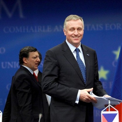 Мирек Тополанек и Жозе Барозу след първия ден от срещата на върха на ЕС