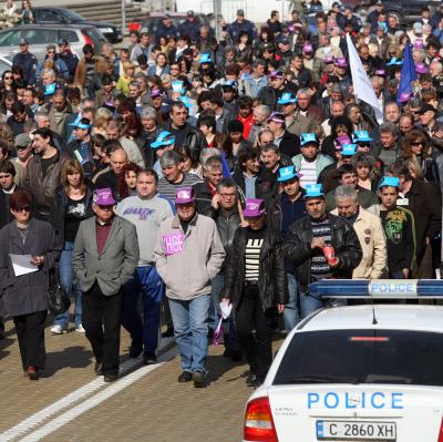 Протестните действия на металурзите ще продължат и утре