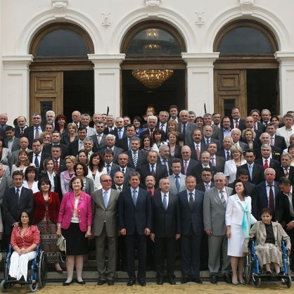 Обща снимка на депутатите в последния ден на 40-то Народно събрание
