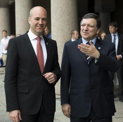 Жозе Барозу и шведският премиер Фредерик Рейнфелд при поемането от Швеция на председателството на ЕС