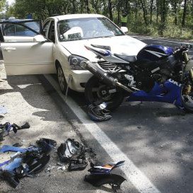 Автомобилите от кортежа на НСО, превозващ премиера Бойко Борисов предизвикаха катастрофа по пътя от Приселци към Варна