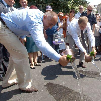 Премиерът и градоначалникът откриха новото кръгово кръстовище до жп гара Варна