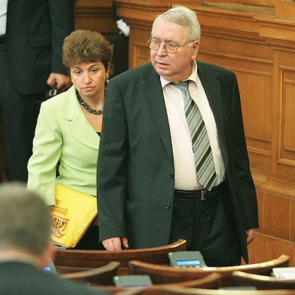 Любен Корнезов и Миглена Плугчиева в парламента