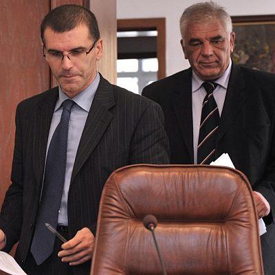 Министърът на финансите Симеон Дянков и директорът на митниците ген. Ваньо Танов