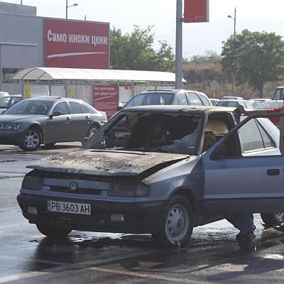 Изгорял автомобил в Пловдив