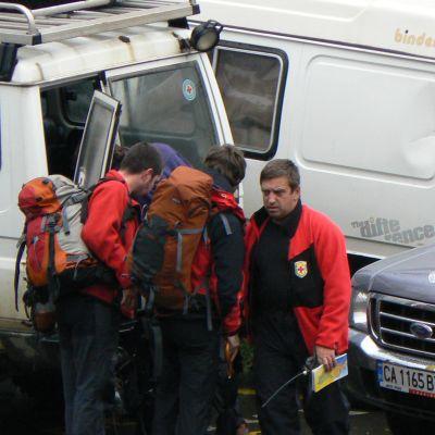 Нов екип от планински спасители се включва в издирването край връх  Ботев  в Стара планина