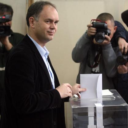 Георги Кадиев гласува за кмет на столицата