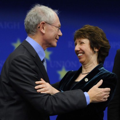 Херман ван Ромпой и Катрин Аштън заеха първите постове в ЕС