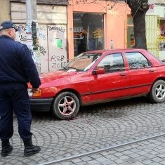 18-годишно момче бе намушкано в центъра на София