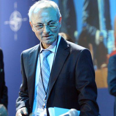 Ахмед Доган