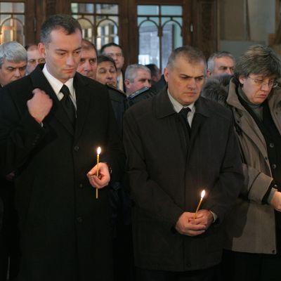 Министърът на отбраната Николай Младенов присъства на панихида в памет на загиналите в Ирак военни