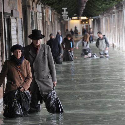 Венеция е под вода