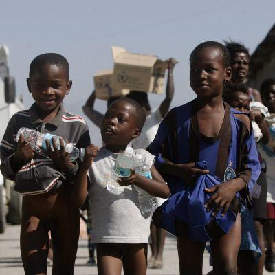 Децата на Хаити