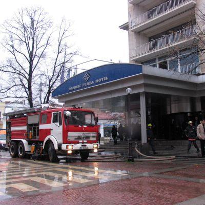 Пожар пламнал в кухнята на хотел  Дунав плаза  в Русе
