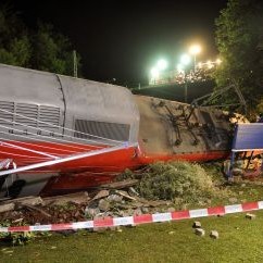 Тежка влакова катастрофа в Германия