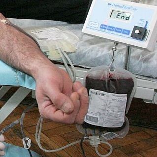 Чуждестранен студент, боледувал от малария, дарил кръвта при благотворителна акция