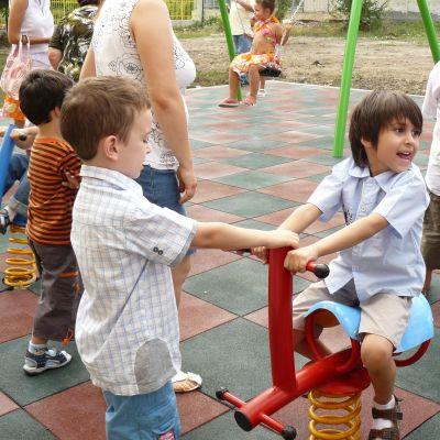 Детска площадка, детска градина