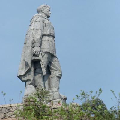 Паметникът  Аьоша  в Пловдив