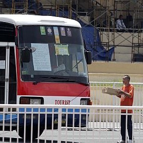 Бивш полицай държа туристи за заложници в Манила, Филипините