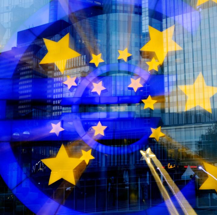 Европейската комисия иска да сложи край на положението ”ЕС с много валути”