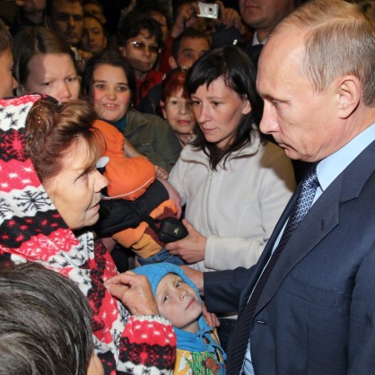 Владимир Путин на среща с жители на Петропавловск