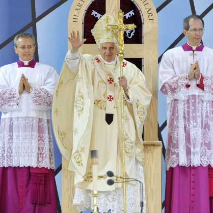 Папата на посещение във Великобритания