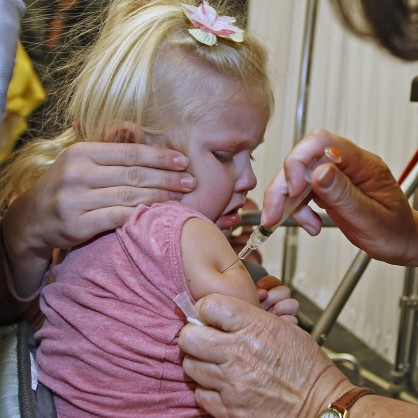 ваксинират дете против грип