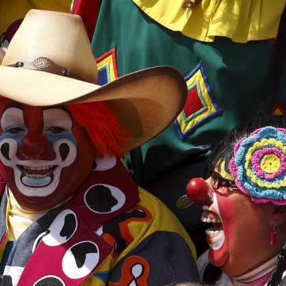 Улични клоуни в Мексико 