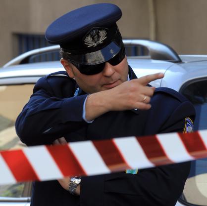 В понеделник колет-бомба избухна в куриерска компания в Атина